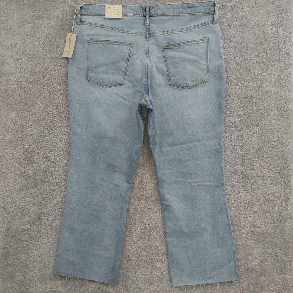 Universal Thread Ankle Bootcut‎ Raw Hem Women Siz… - image 12